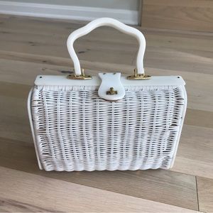 Vintage picnic white wicker bag